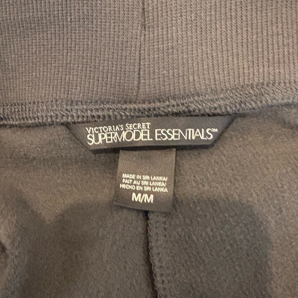 Y2K Victoria’s Secret Angel Sweat Set - Picture 5 of 5